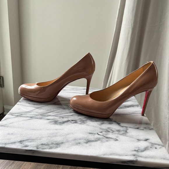 Christian Louboutin New Simple 100mm Pumps (as seen on Paris Hilton) - Picture 5 of 9